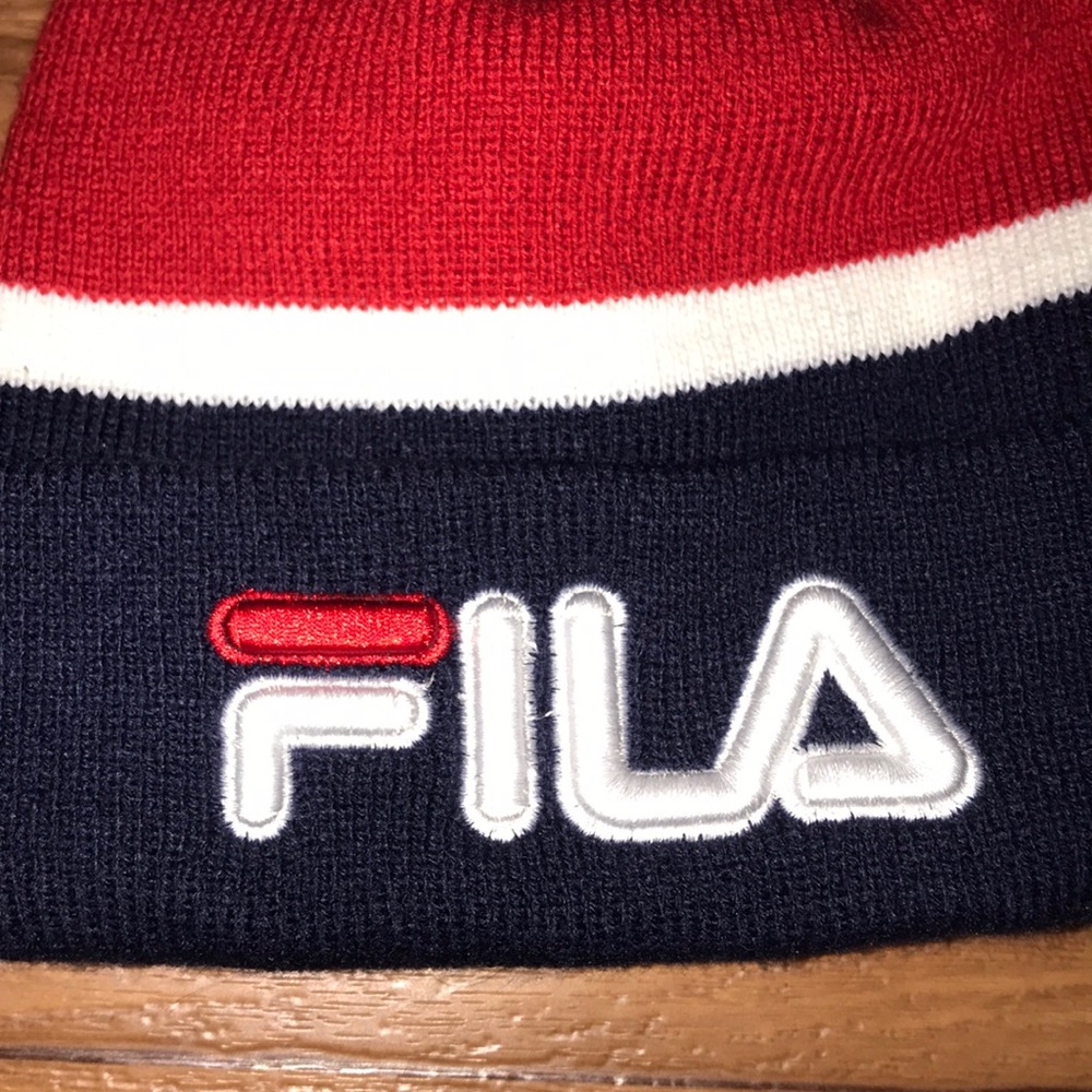 NWT FILA BEANIE - Picture 4 of 5